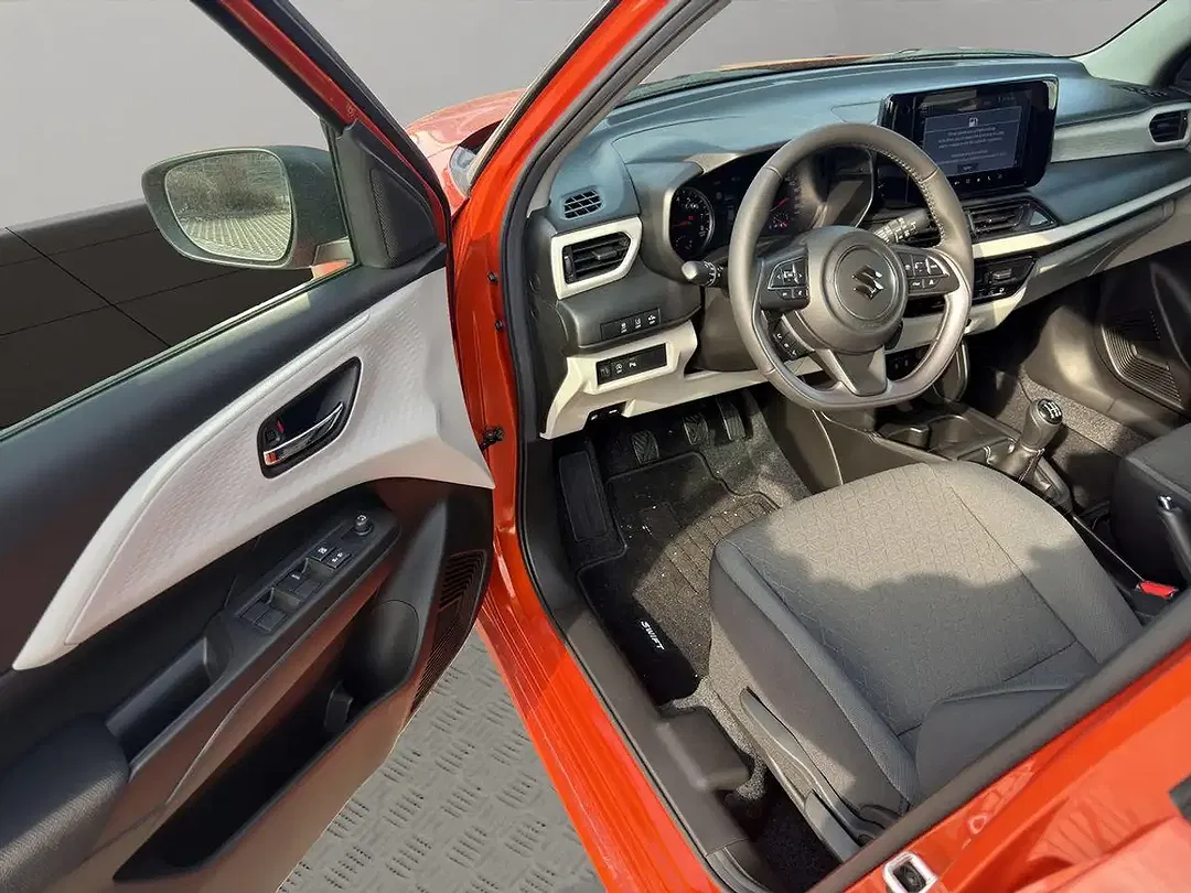 Suzuki Swift - Thumbnail 10