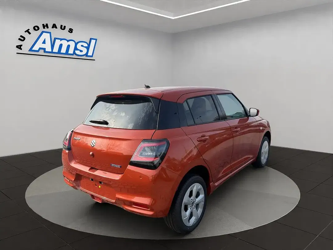 Suzuki Swift - Thumbnail 5