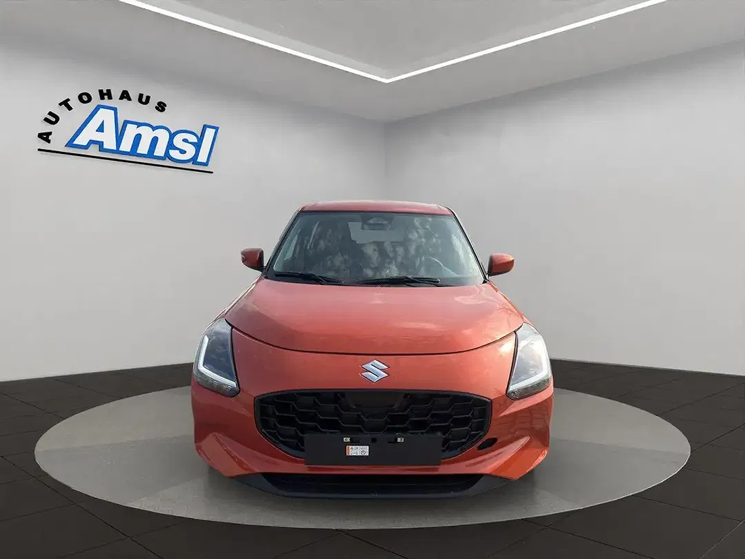 Suzuki Swift - Thumbnail 8