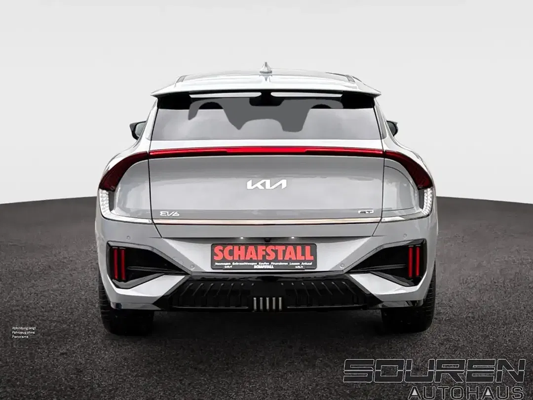 Kia EV6 - Thumbnail 4