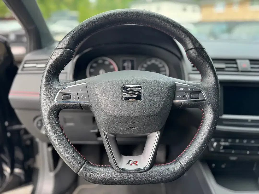 SEAT Ibiza - Thumbnail 10