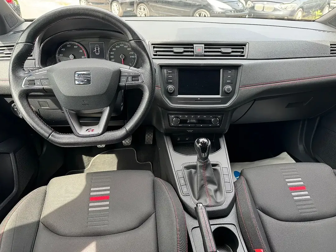 SEAT Ibiza - Thumbnail 9