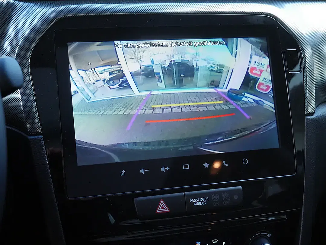 Suzuki Vitara - Thumbnail 14