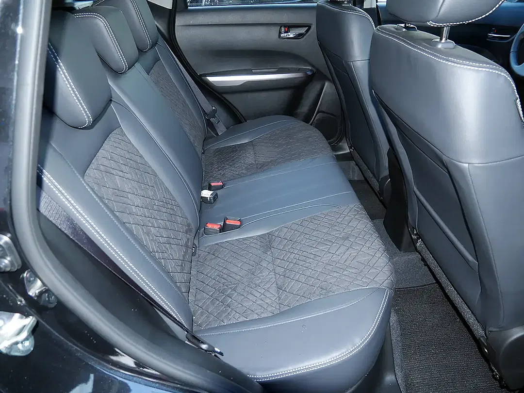 Suzuki Vitara - Thumbnail 9