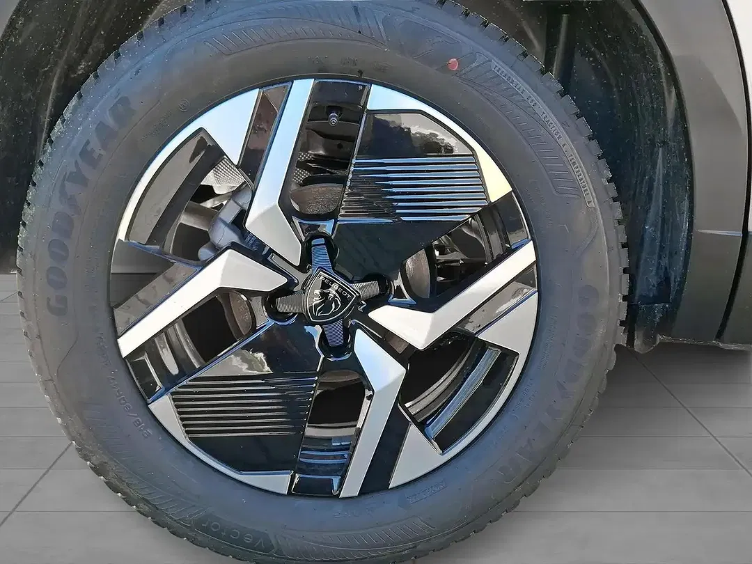 Peugeot 2008 - Thumbnail 6