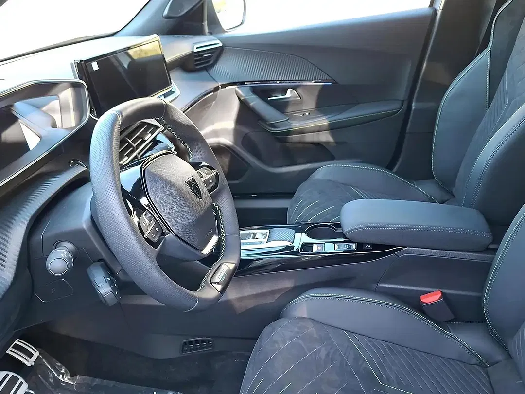Peugeot 2008 - Thumbnail 7
