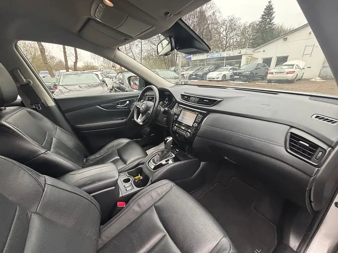 Nissan X-Trail - Thumbnail 8