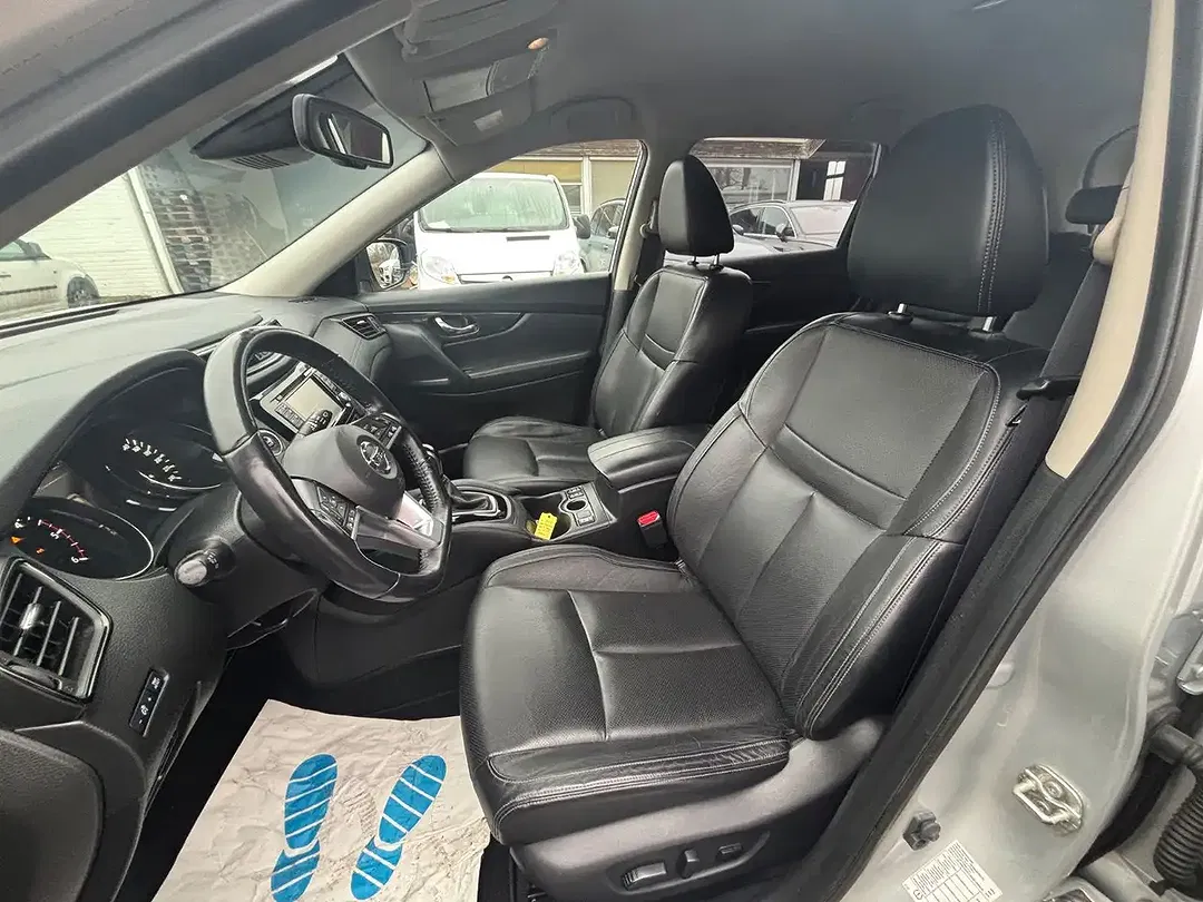 Nissan X-Trail - Thumbnail 3