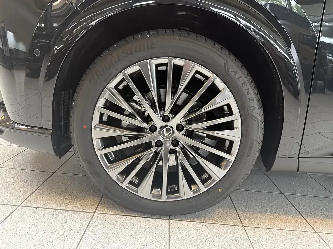 Lexus RX 450h - Thumbnail 5