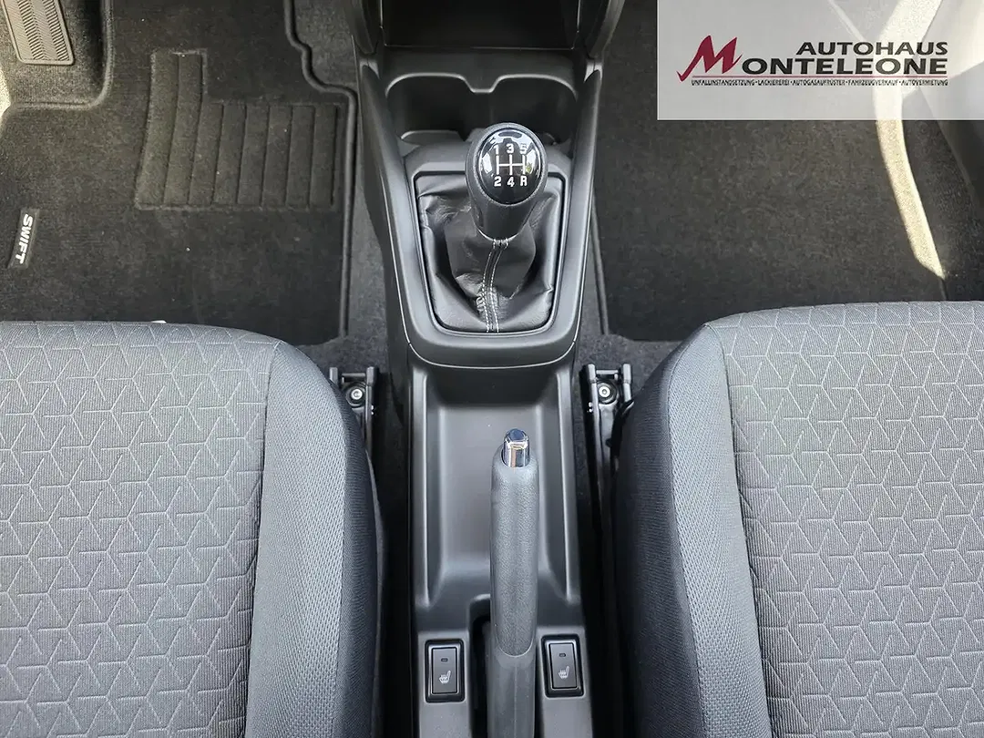 Suzuki Swift - Thumbnail 15
