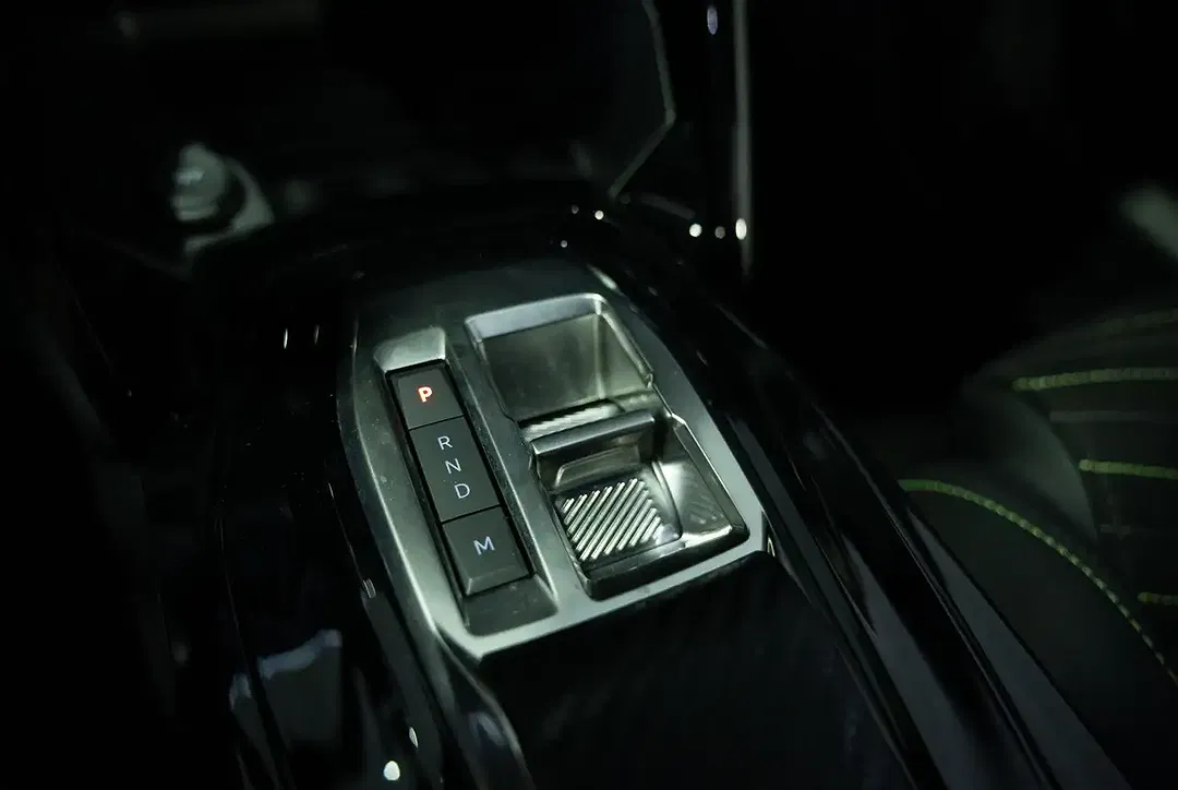 Peugeot 2008 - Thumbnail 10