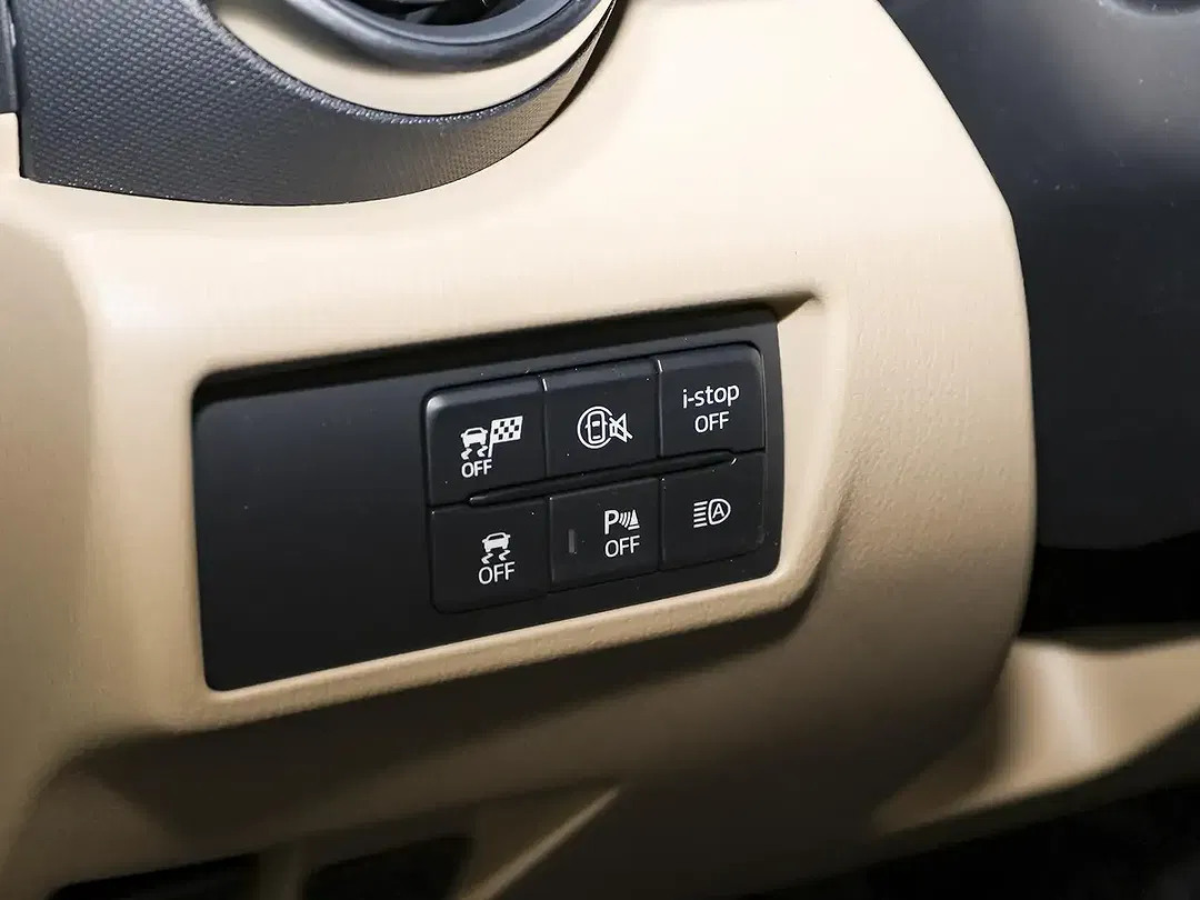 Mazda MX-5 - Thumbnail 12