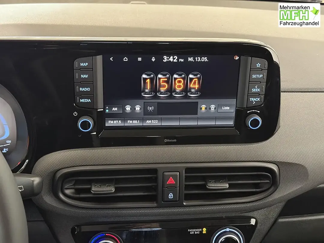 Hyundai i10 - Thumbnail 11