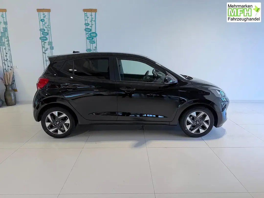 Hyundai i10 - Thumbnail 4