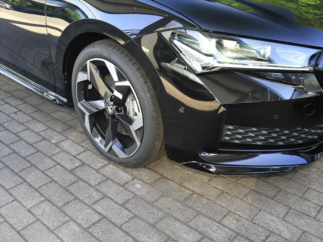 Skoda Superb - Thumbnail 4
