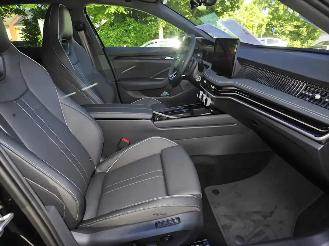 Skoda Superb - Thumbnail 8