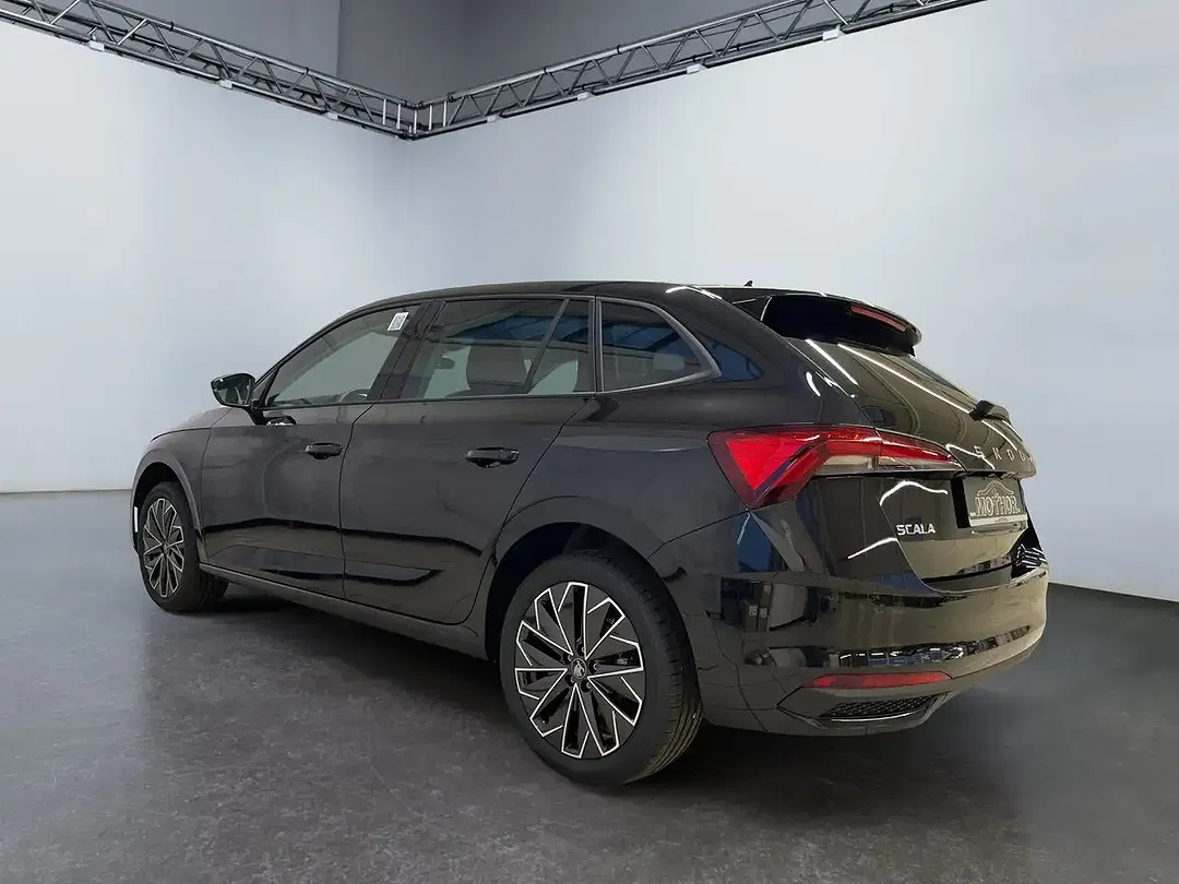 Skoda Scala - Thumbnail 3