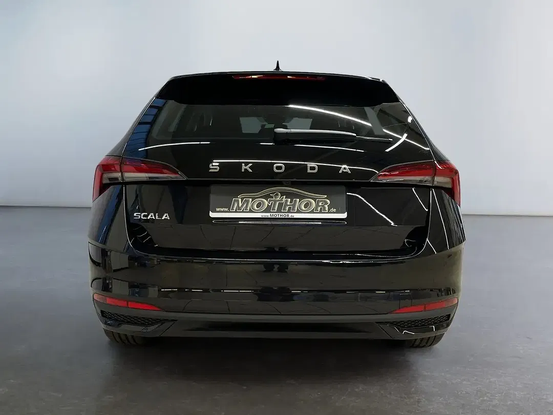 Skoda Scala - Thumbnail 4