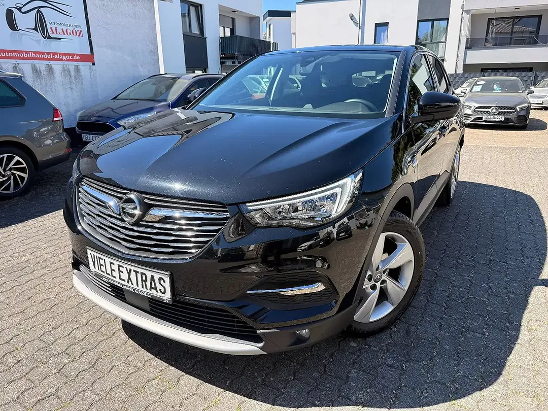 Opel Grandland X - Thumbnail 2