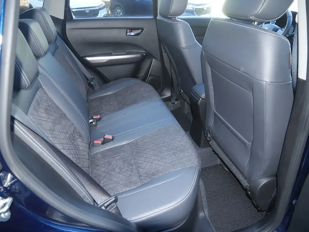 Suzuki Vitara - Thumbnail 7