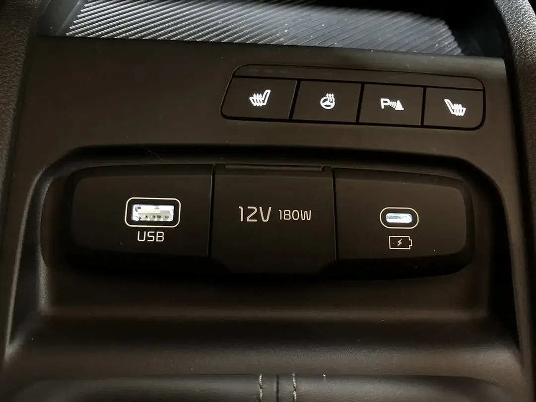 Kia Stonic - Thumbnail 14