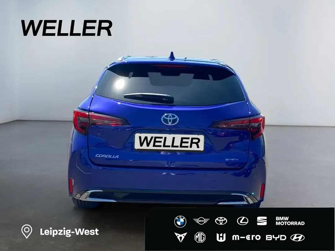 Toyota Corolla - Thumbnail 5