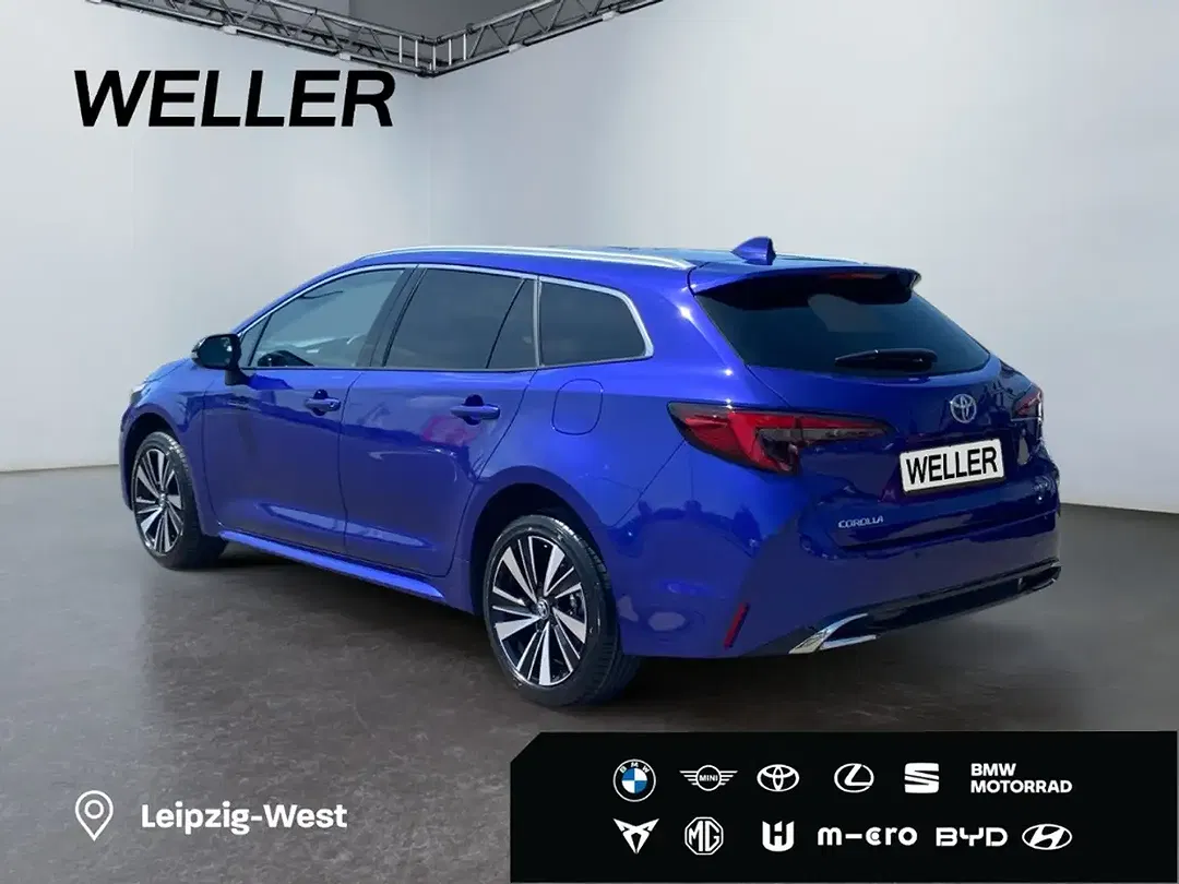 Toyota Corolla - Thumbnail 6