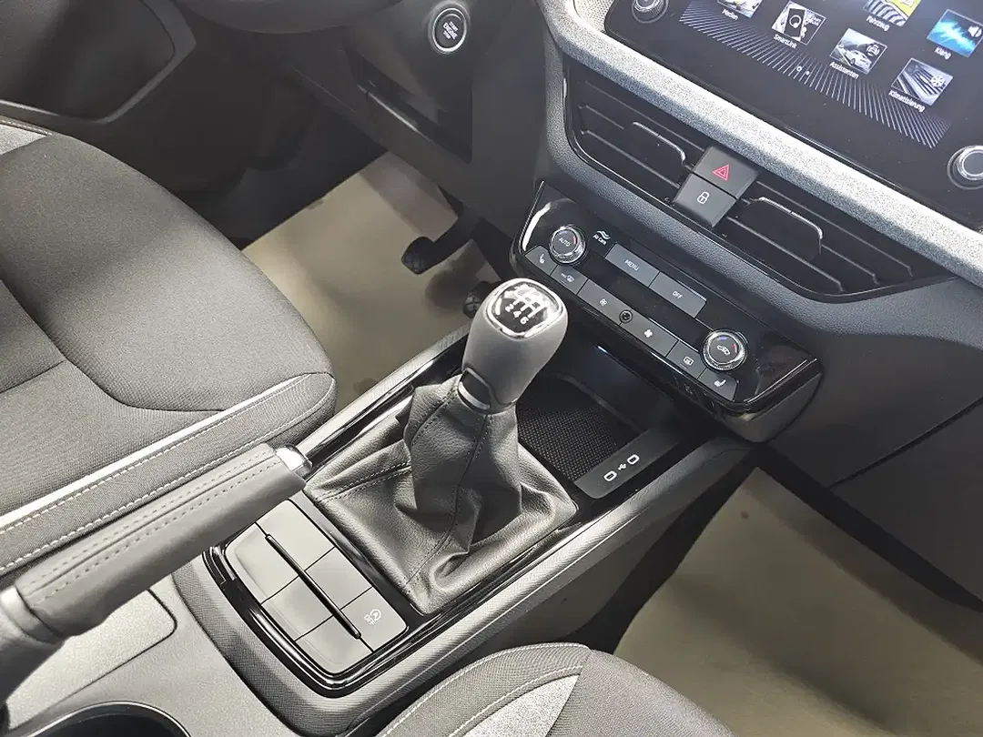 Skoda Kamiq - Thumbnail 9