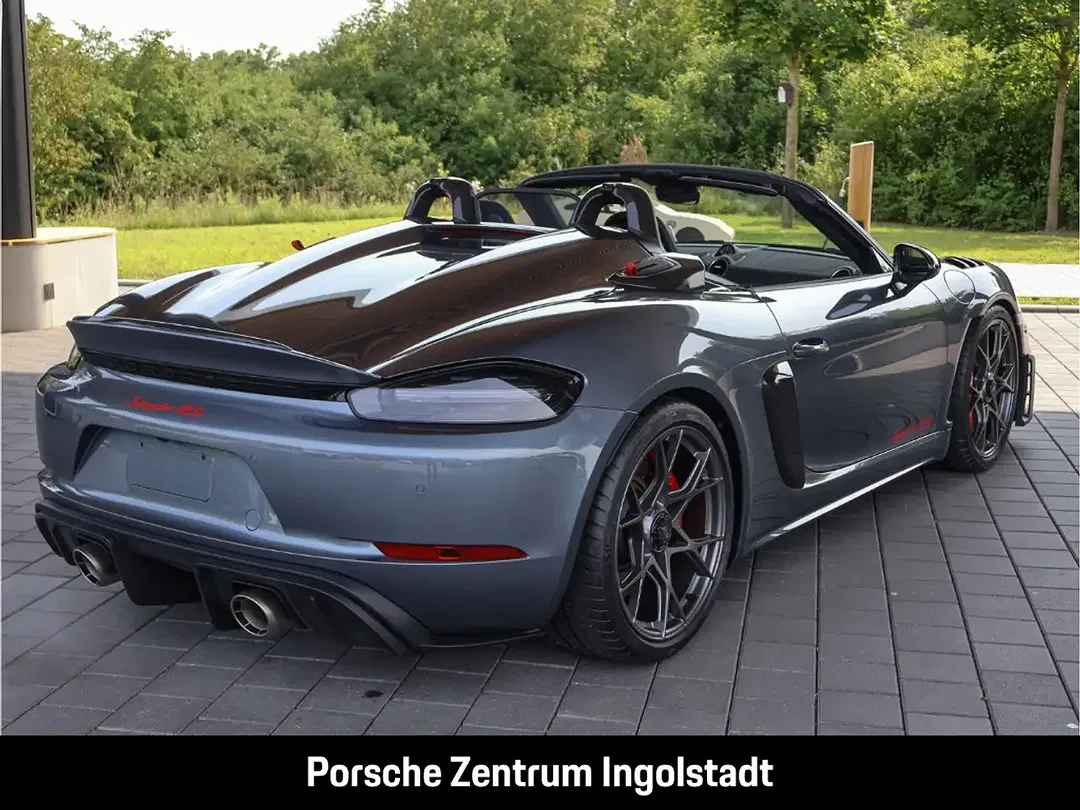 Porsche 718 Spyder - Thumbnail 10