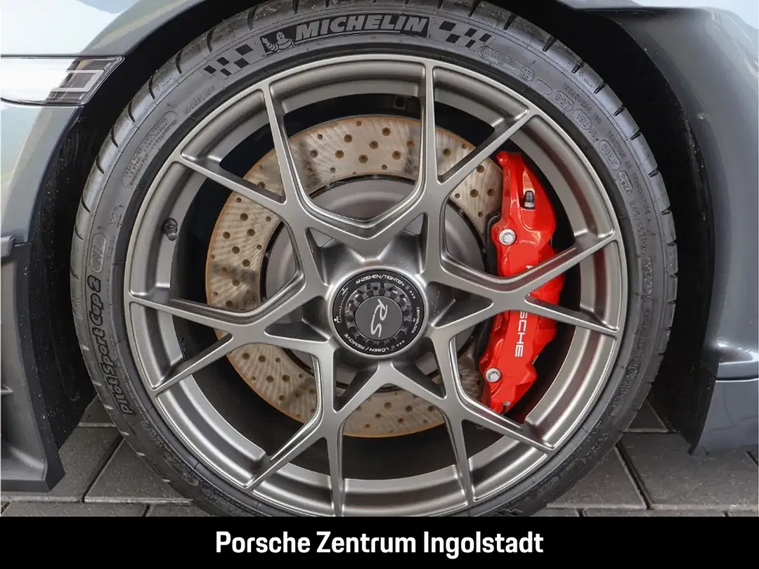 Porsche 718 Spyder - Thumbnail 14