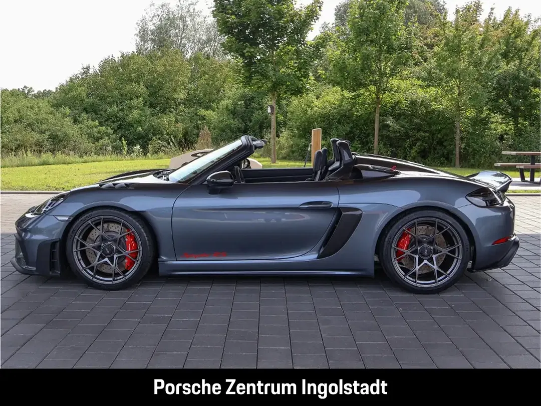 Porsche 718 Spyder - Thumbnail 4