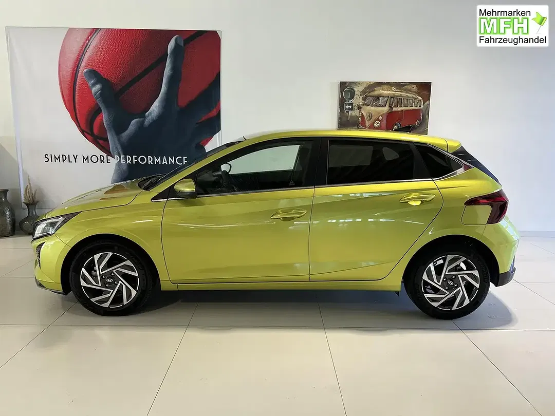 Hyundai i20 - Thumbnail 3