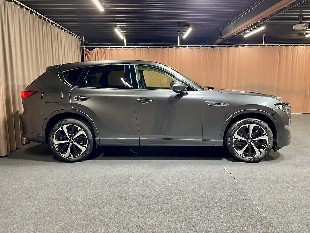 Mazda CX-60 - Thumbnail 4