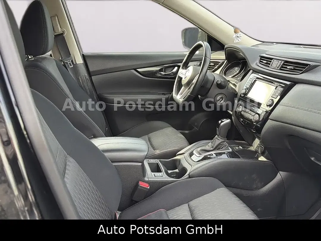 Nissan X-Trail - Thumbnail 6