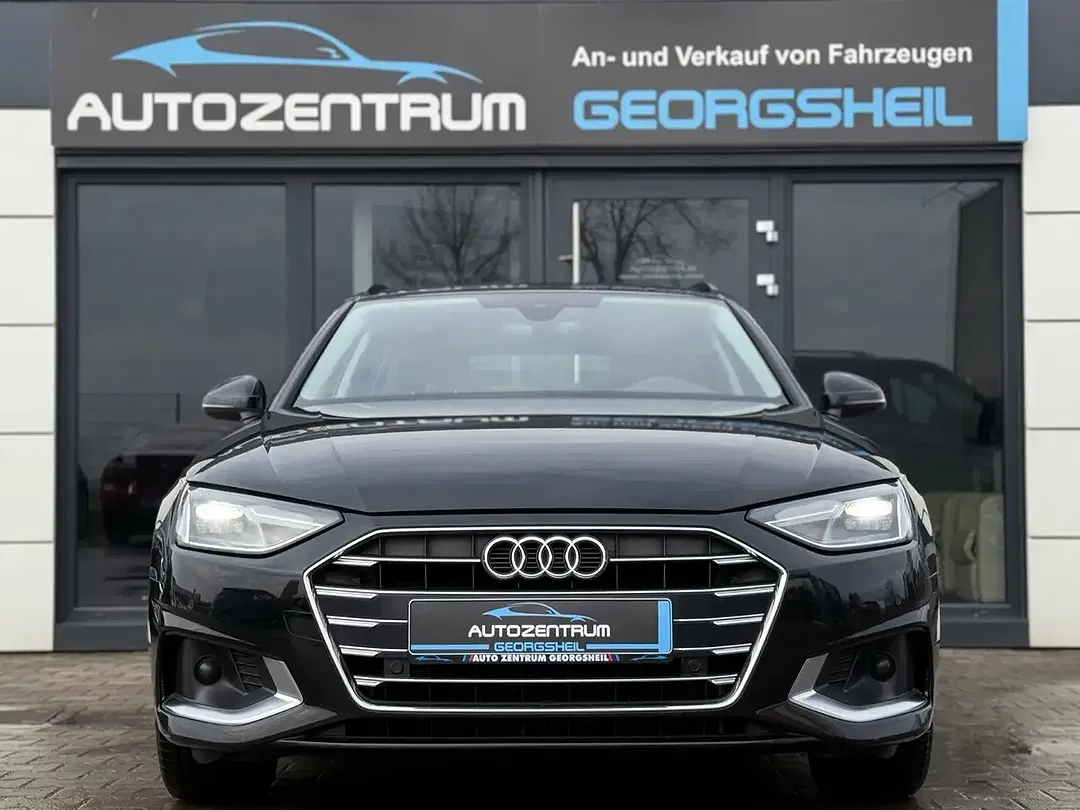 Audi A4 - Thumbnail 2