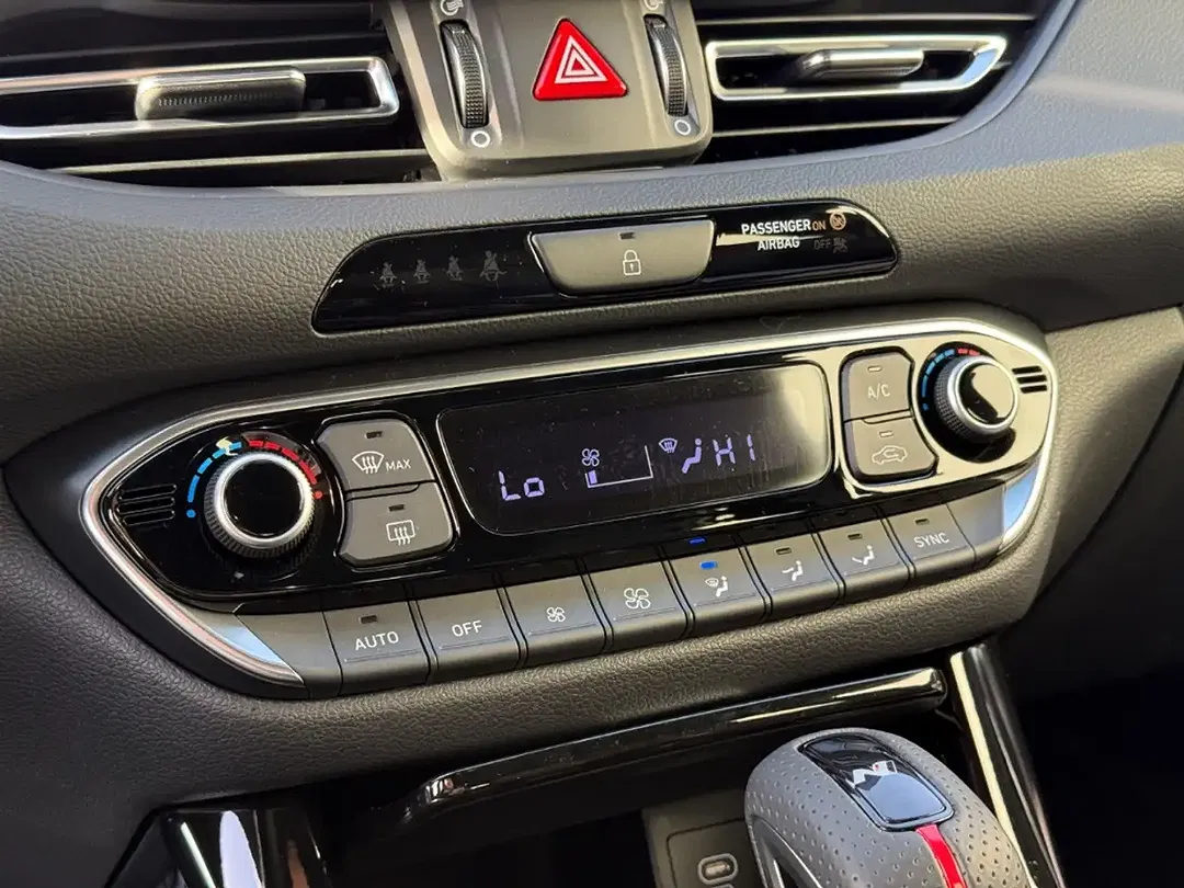 Hyundai i30 - Thumbnail 11