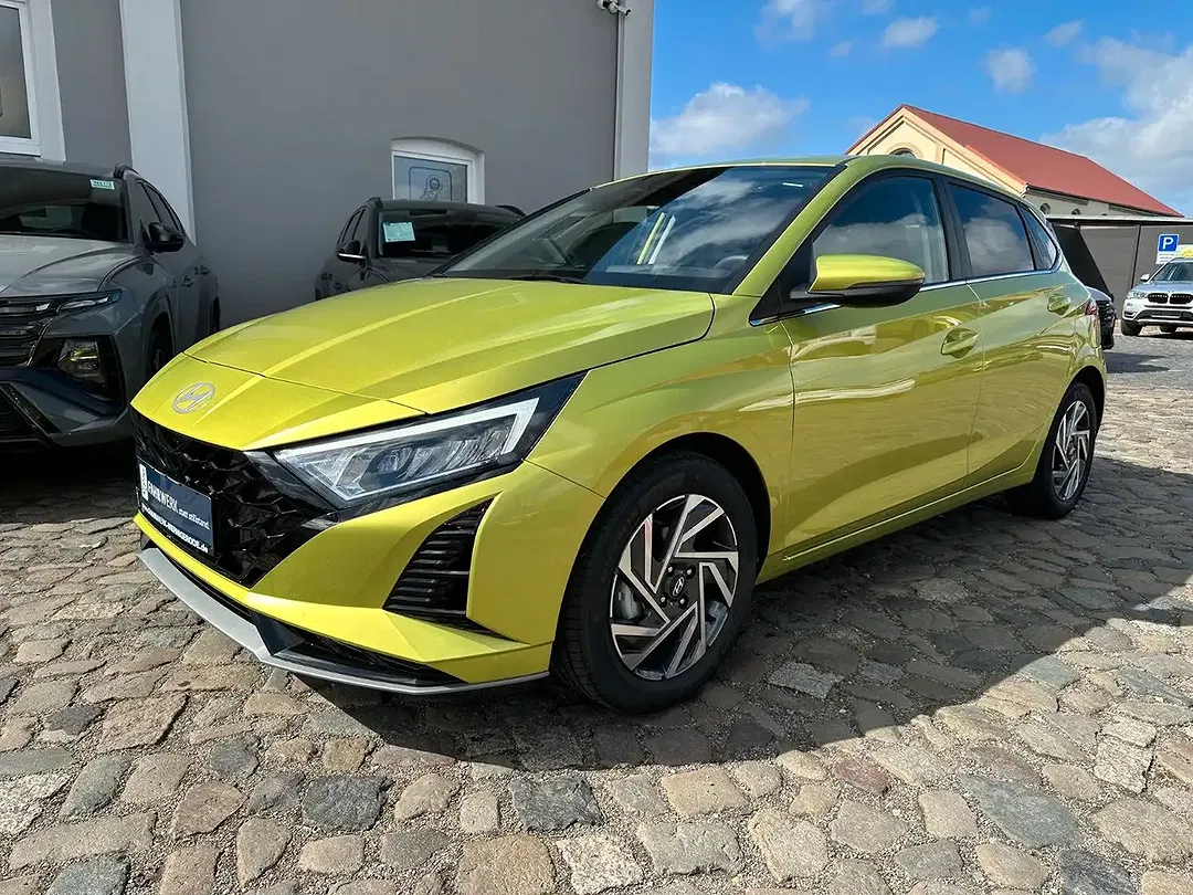 Hyundai i20 - Thumbnail 2