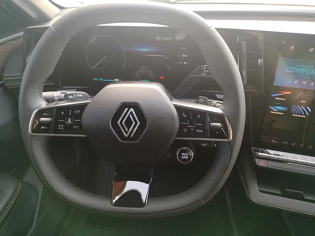Renault Megane E-Tech - Thumbnail 12