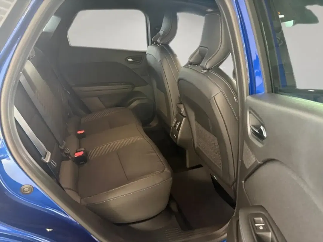 Renault Captur - Thumbnail 13