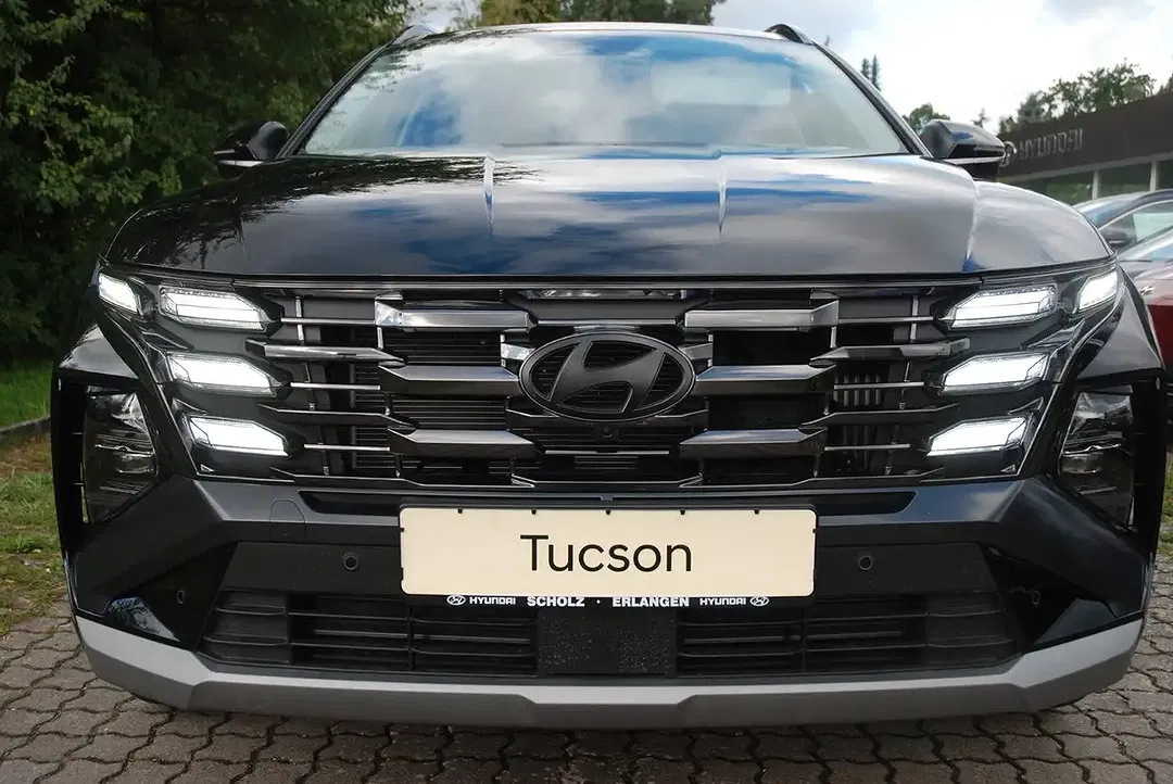 Hyundai TUCSON - Thumbnail 2