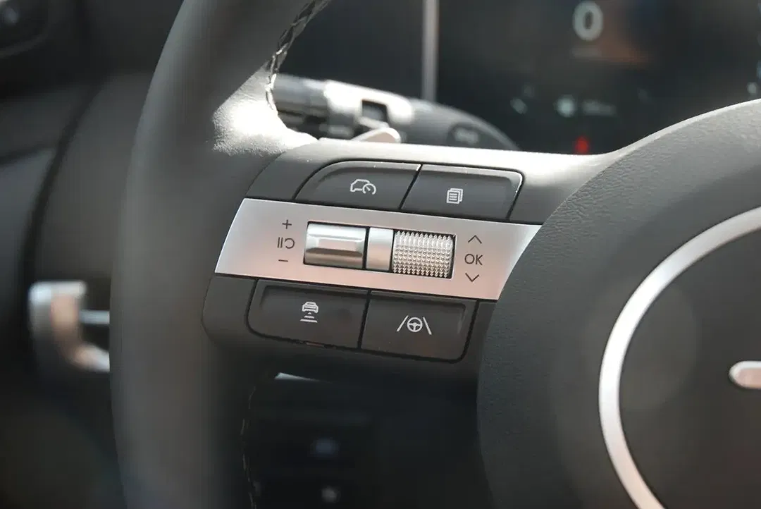 Hyundai TUCSON - Thumbnail 9
