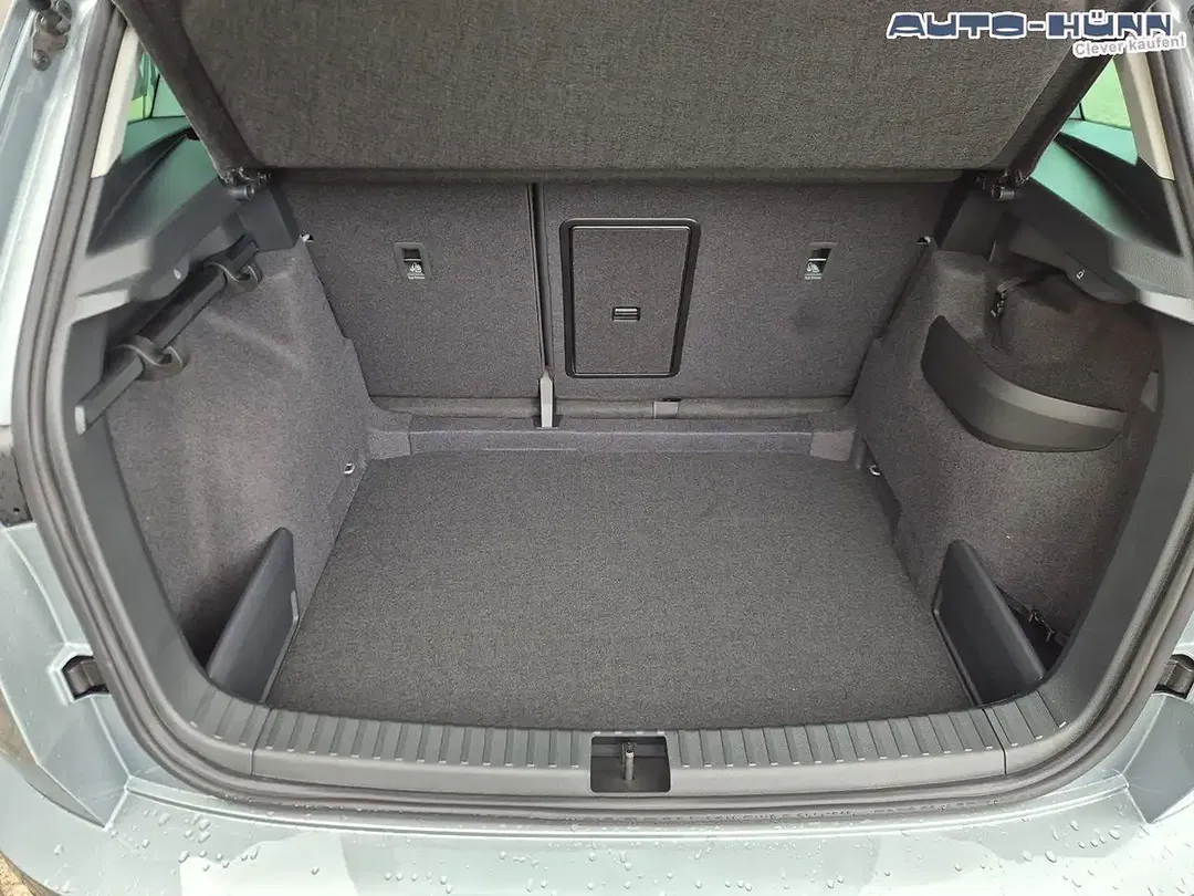 Skoda Karoq - Thumbnail 9