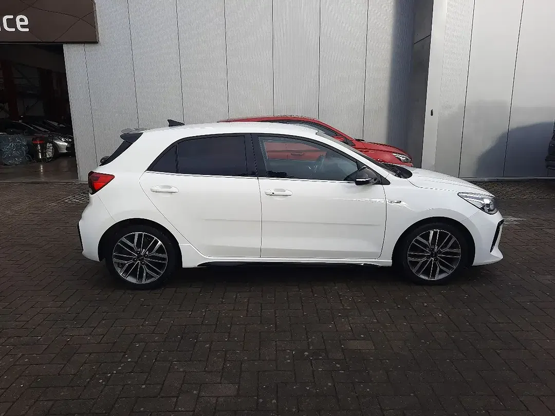 Kia Rio - Thumbnail 5