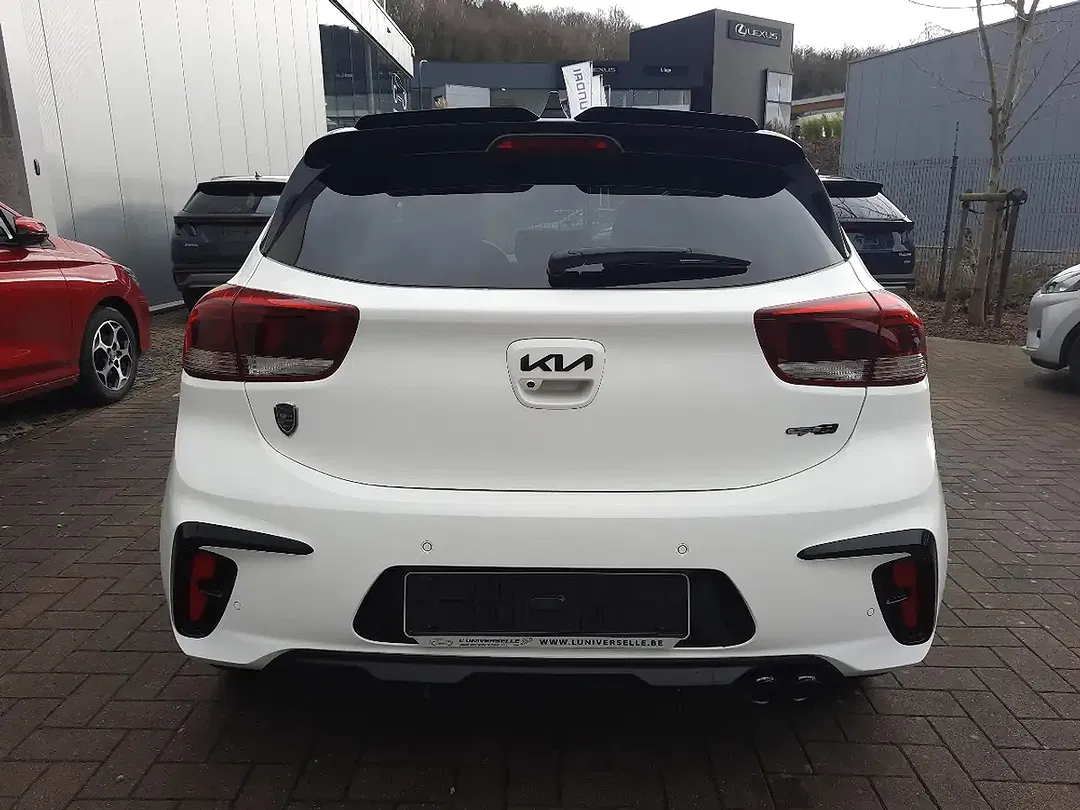 Kia Rio - Thumbnail 7