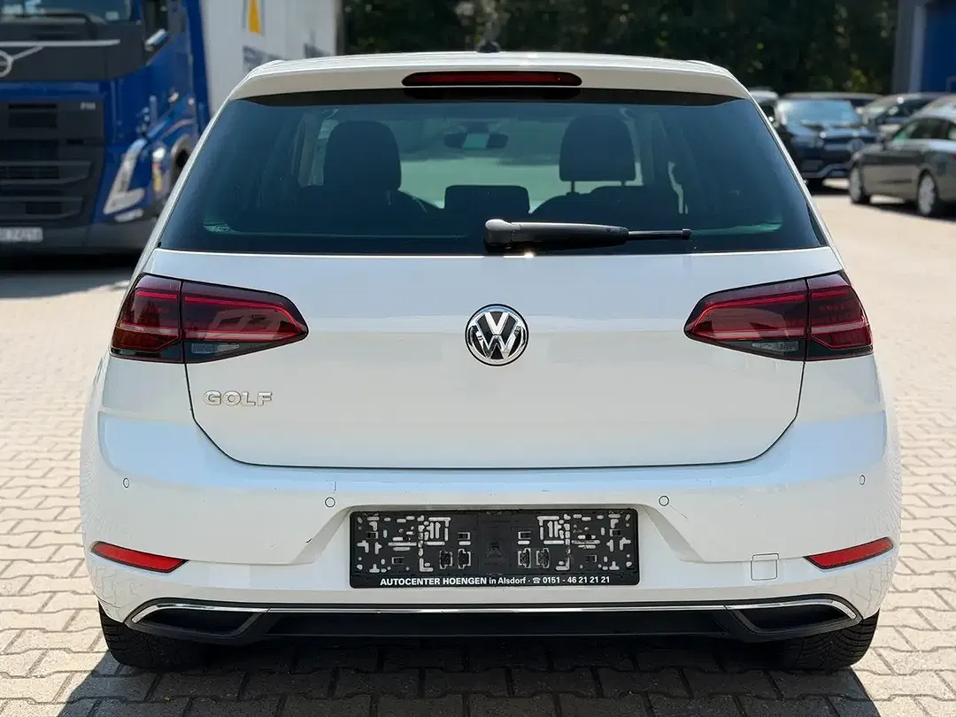Volkswagen Golf - Thumbnail 7