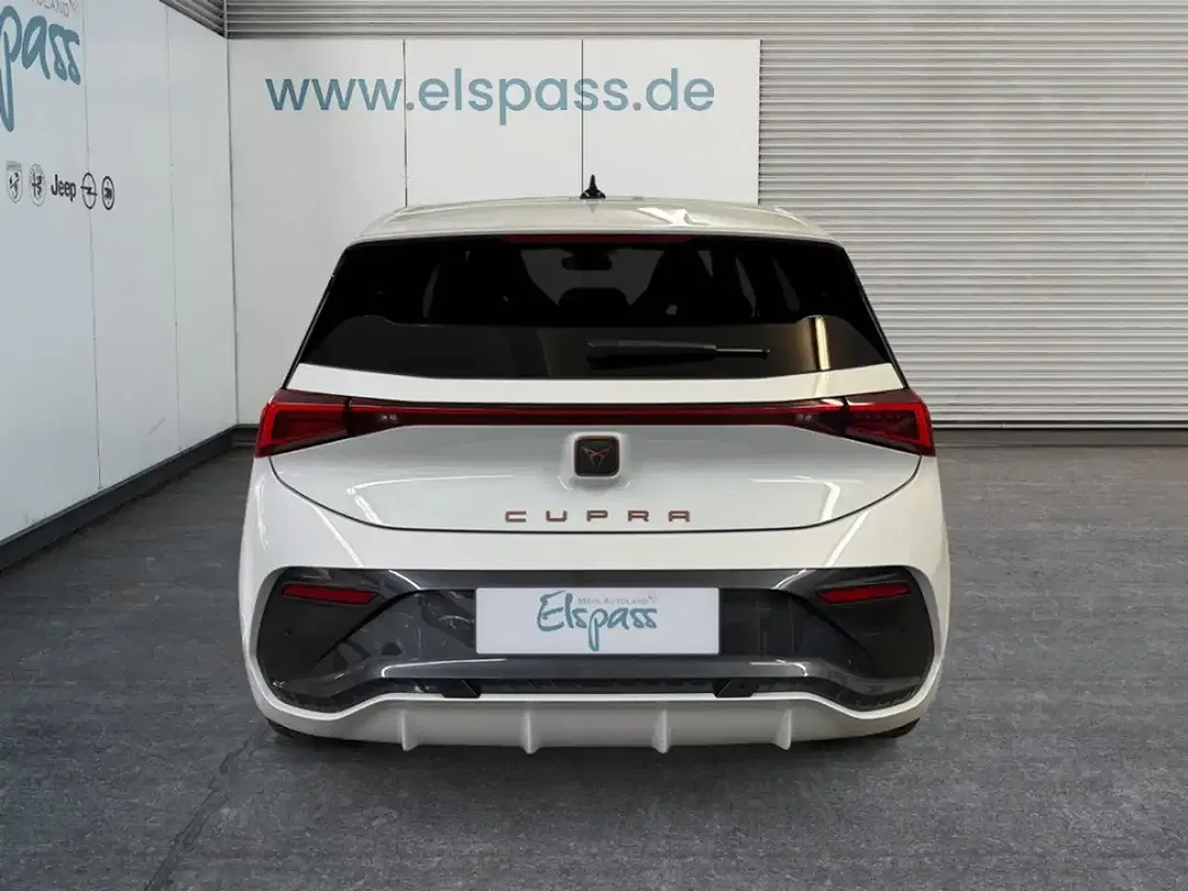 CUPRA Born - Thumbnail 5