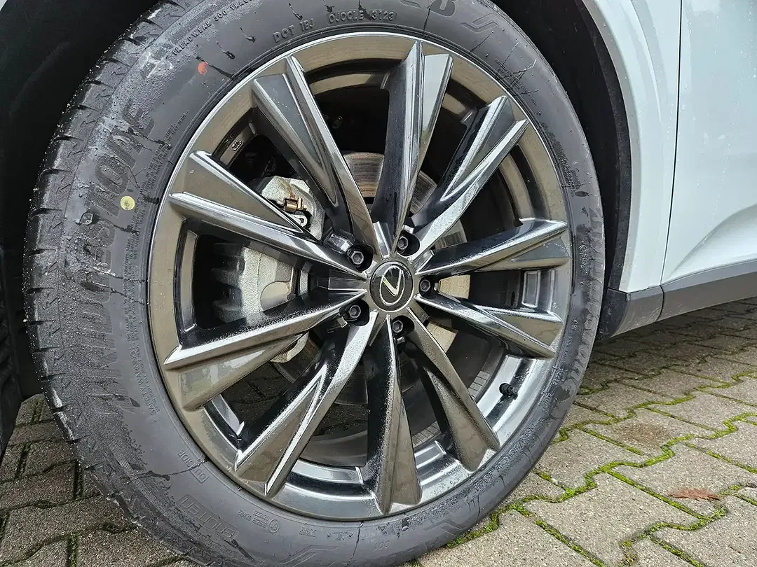 Lexus RX 450h - Thumbnail 2