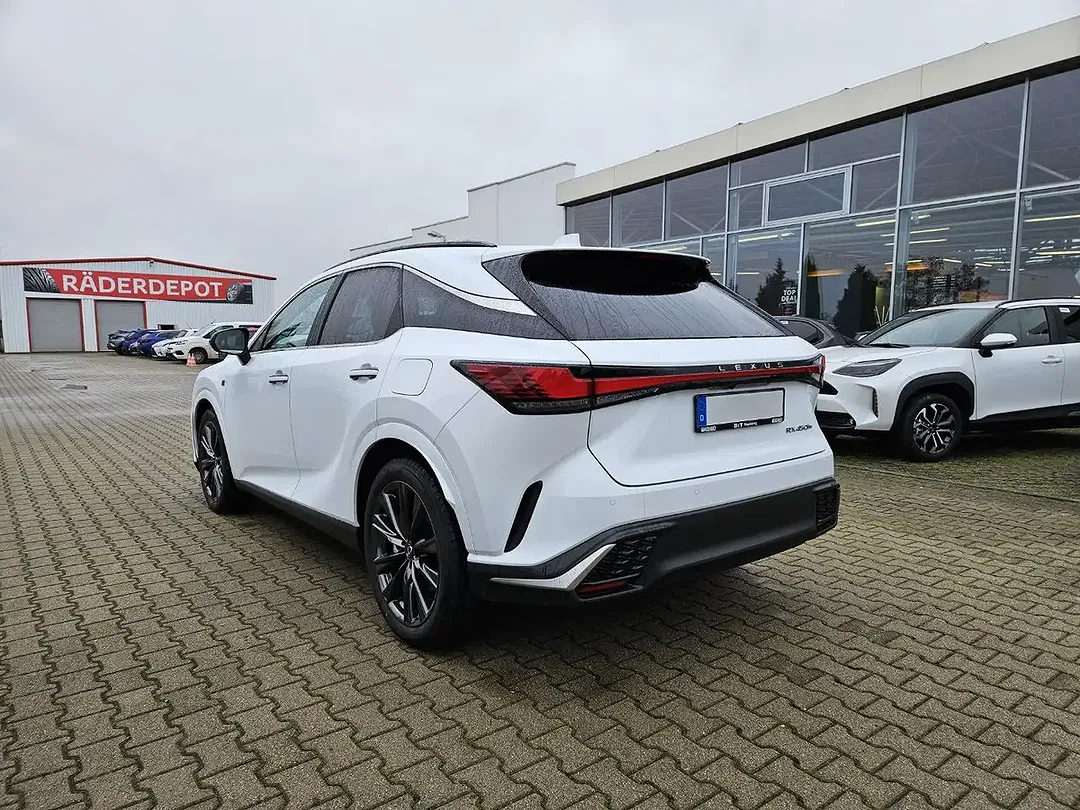 Lexus RX 450h - Thumbnail 3