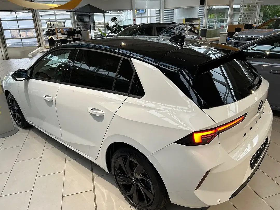 Opel Astra - Thumbnail 7