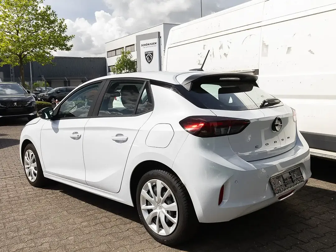 Opel Corsa - Thumbnail 3